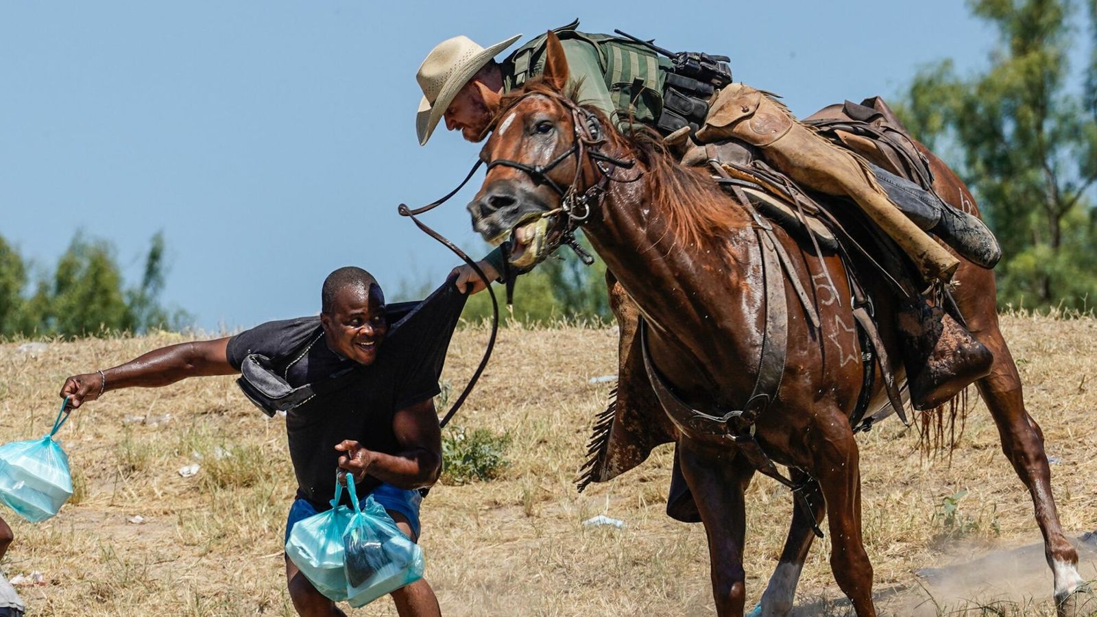 Dominican Republic says will expel up to 10,000 Haitian migrants a week