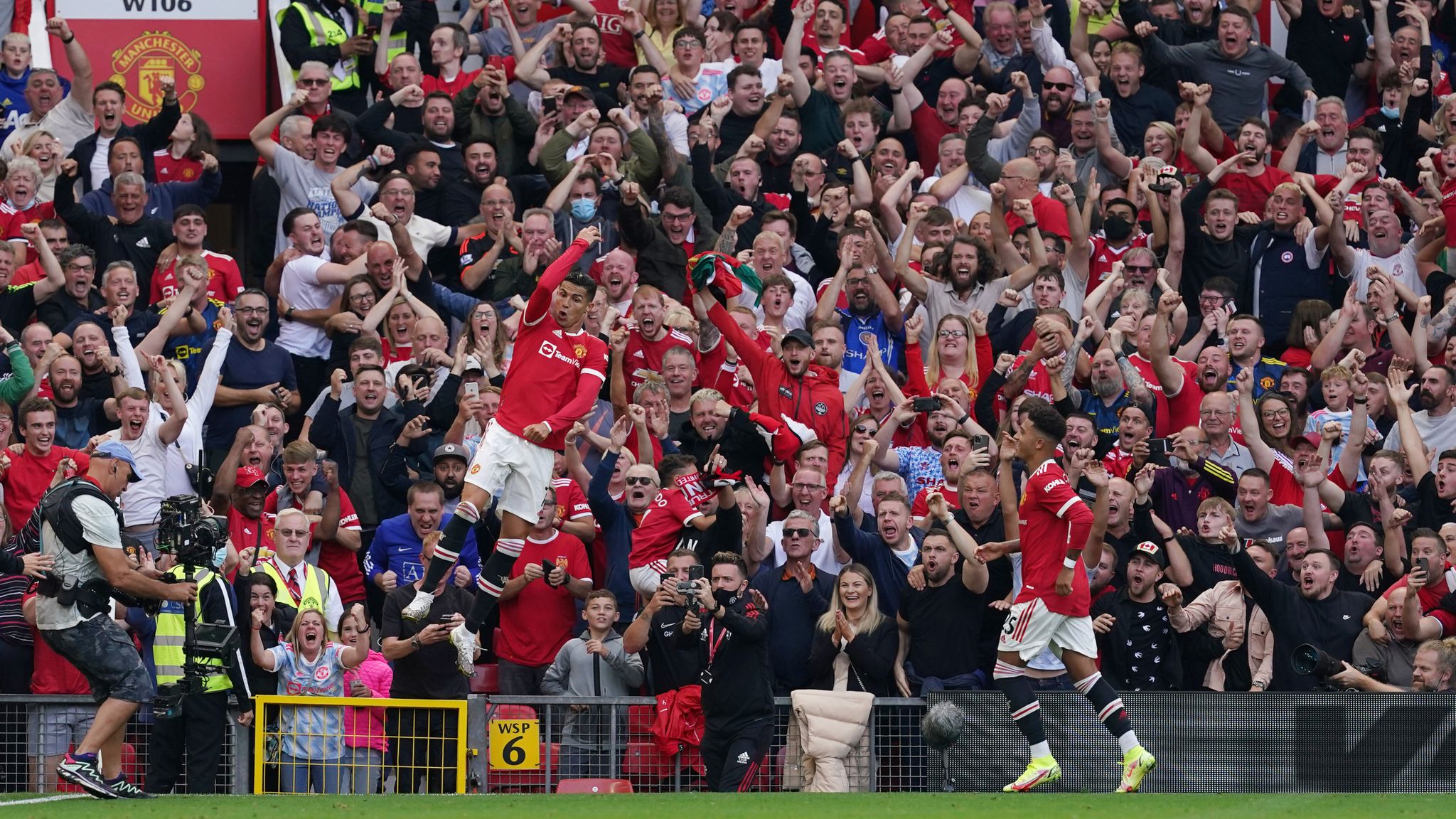 Cristiano Ronaldo set for second Manchester United debut against Newcastle