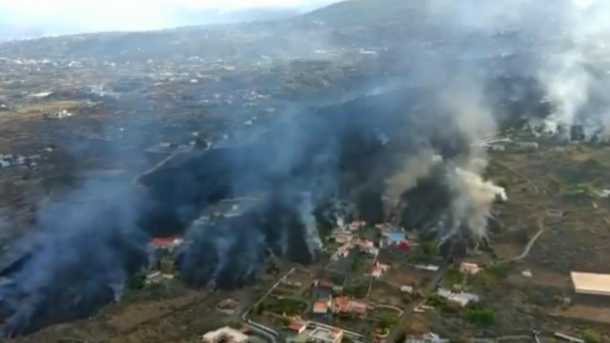 La Palma eruption How bad is the damage and why is lava meeting the