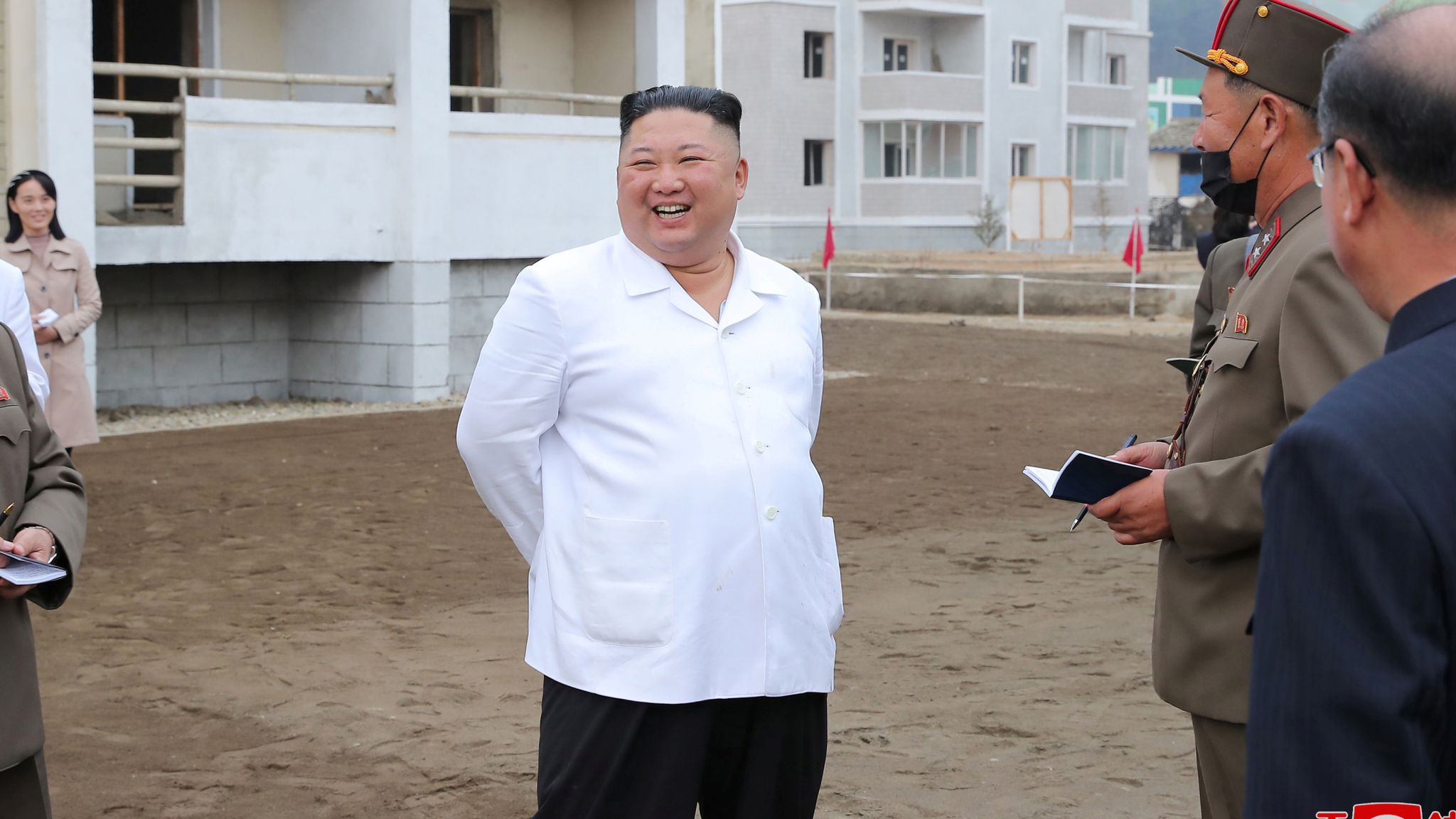 Kim Jong Un: North Korean Leader's Mysterious Weight Loss In Pictures ...