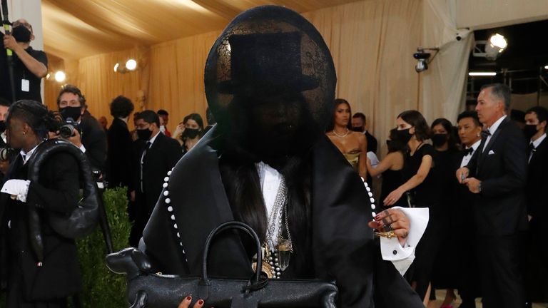 Metropolitan Museum of Art Costume Institute Gala - Met Gala - In America: A Lexicon of Fashion - Arrivals - New York City, U.S. - September 13, 2021. Erykah Badu. REUTERS/Mario Anzuoni