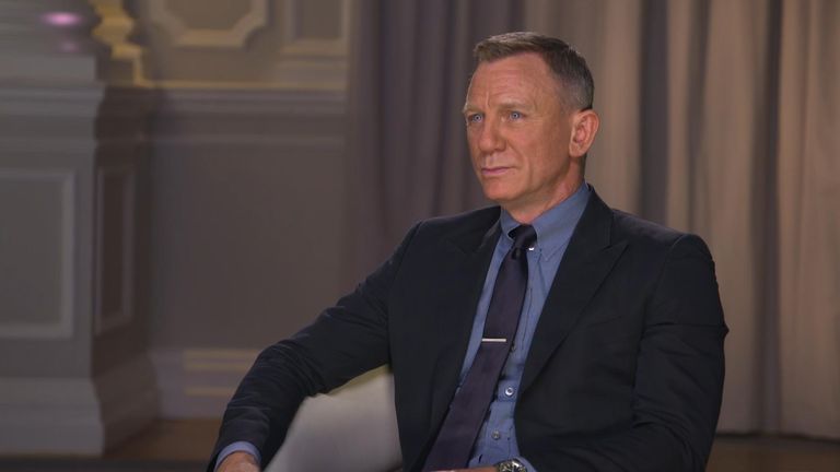 James Bond: Daniel Craig throws off his 'tetchy' persona to talk openly ...