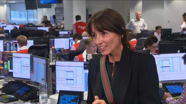 Davina McCall on the trading floor in Canary Wharf