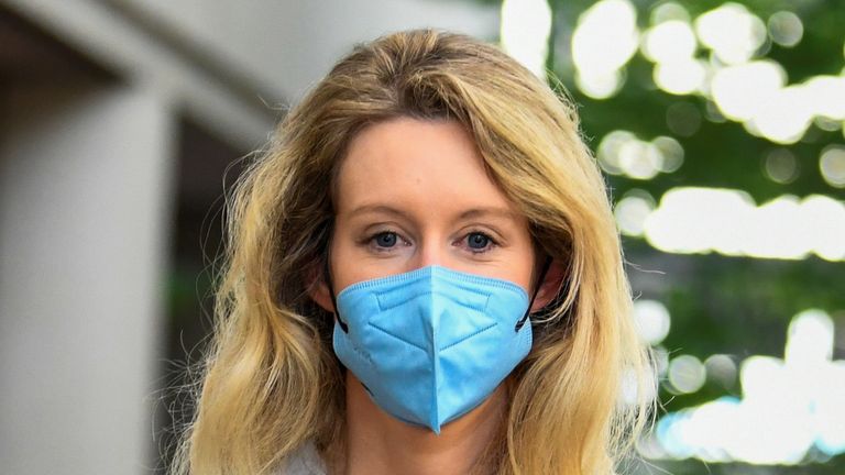 Theranos founder Elizabeth Holmes exits Robert F. Peckham U.S. Courthouse after the first day of federal court hearings in San Jose, California, U.S. May 4, 2021. REUTERS/Kate Munsch
