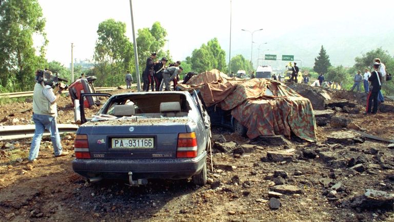 Le juge Giovanni Falcone a été tué dans un attentat à la bombe en mai 1992. Photo : AP