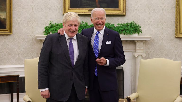 Laughing - . Prime Minister Boris Johnson holds a bilateral meeting with the Presidents of the United States of America in the Oval Office in the White House, Washington DC. Picture by Andrew Parsons / No 10 Downing Street
PIC: Andrew Parsons / No 10 Downing Street