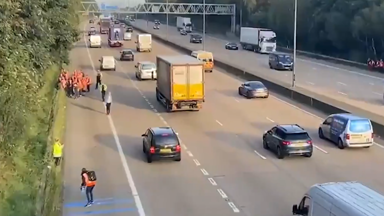 Protesters descend on M25 for the fifth time. Pic LBC