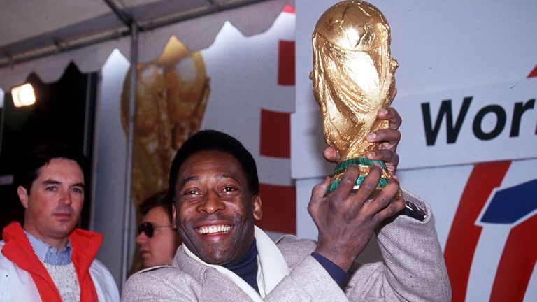 Pelé photographié à la Coupe du monde en 1994 