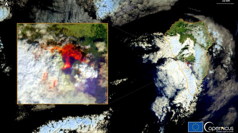 Copernicus Sentinel-2 image shows the eruption of a volcano in the Cumbre Vieja national park, on the Canary Island of La Palma