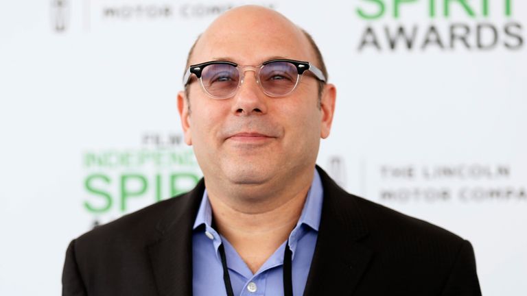 L'acteur Willie Garson arrive aux Film Independent Spirit Awards 2014 à Santa Monica, Californie, le 1er mars 2014. REUTERS/Danny Moloshok (ÉTATS-UNIS Tags : DIVERTISSEMENT)(SPIRITAWARDS-ARRIVALS)