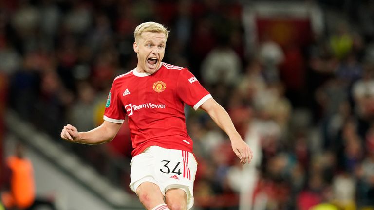 Van de Beek and Martial vs West Ham assessed