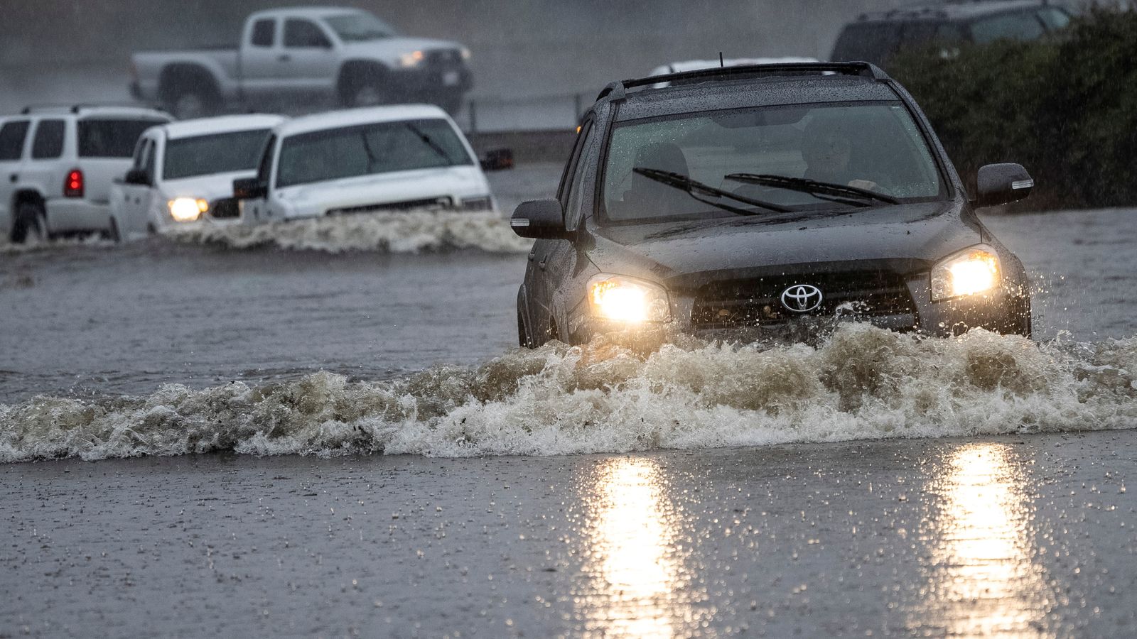 California: 'Bomb Cyclone' Brings Mudslides, Flooding And Power Cuts ...