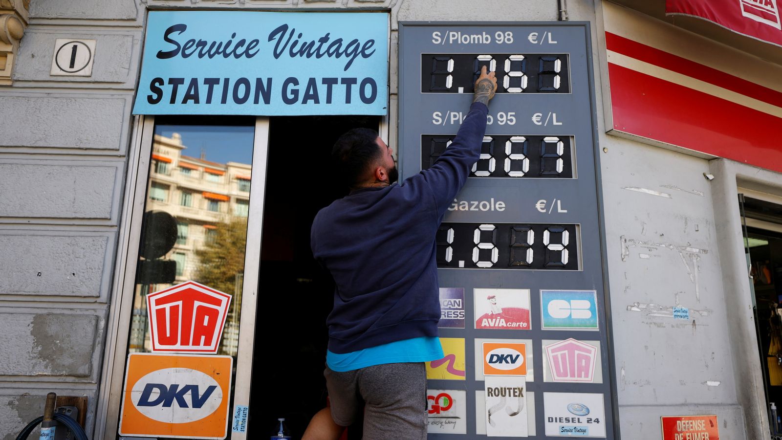 Milioni di automobilisti francesi riceveranno 100 euro per aiutarli a far fronte all’aumento dei costi del carburante |  notizie dal mondo