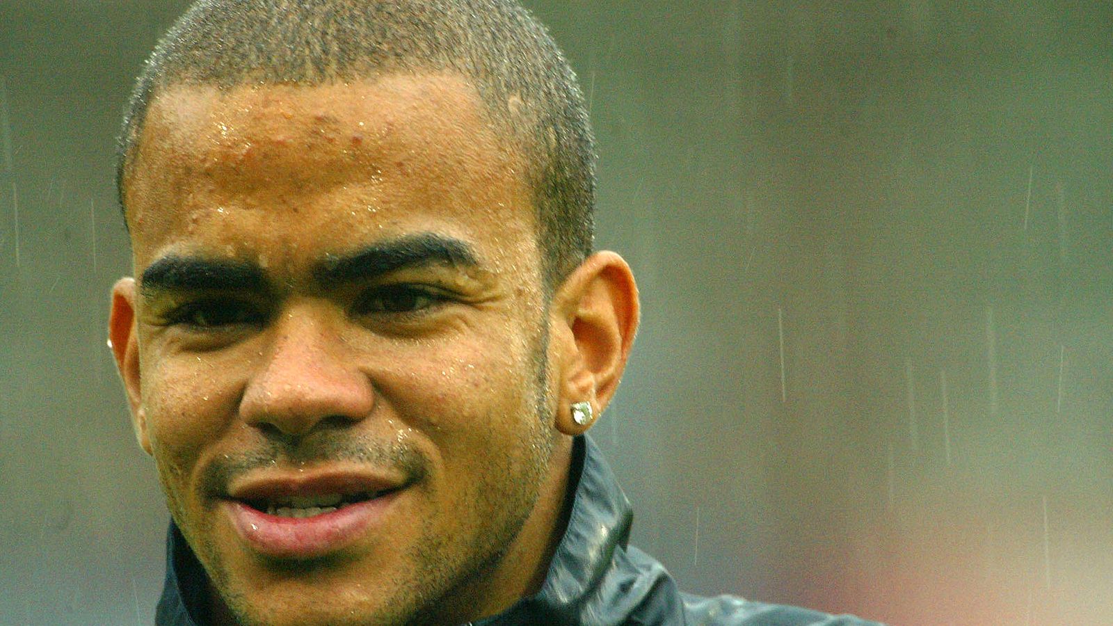Kieron Dyer: Former England star in hospital weeks after withdrawing