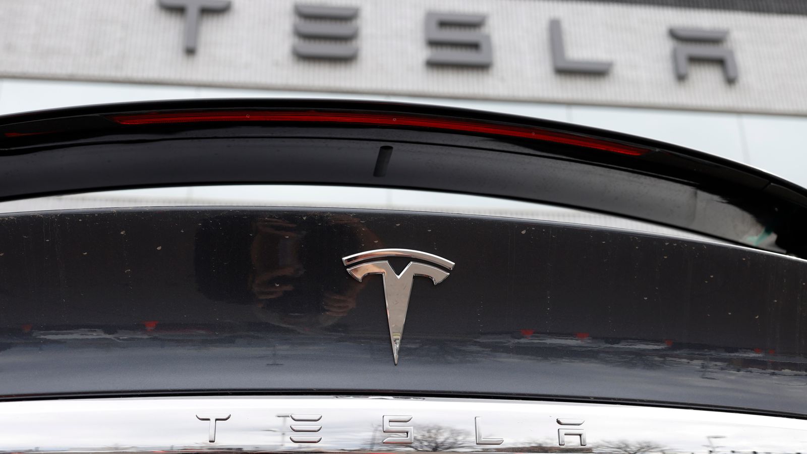 Tesla recalls more than 300,000 vehicles in US over rear light problems