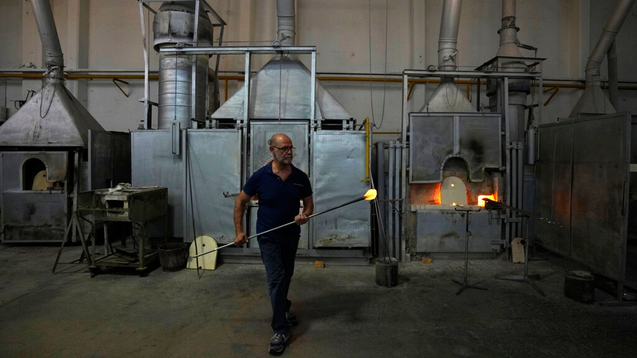 Murano's famous glassmakers 'desperate' as surging gas prices threaten