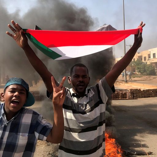 عمر البشیر: محاکمه یک ظالم می تواند تمام چیزی باشد که طرف های متخاصم سودانی بر سر آن توافق دارند.