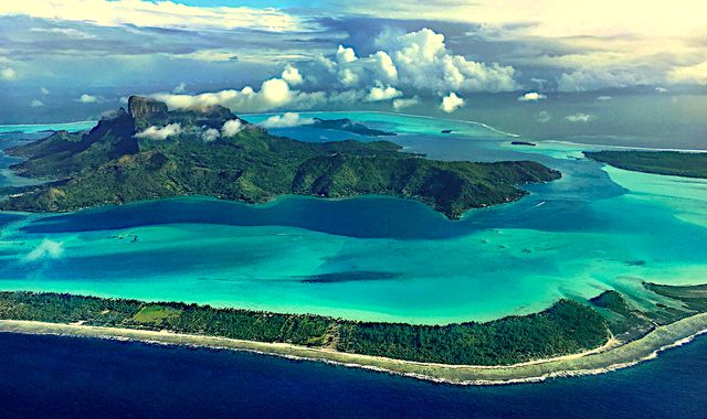 COVID-19: Travel advice lifted for 32 countries - and travel insurance will cover them again - Vimarsana News