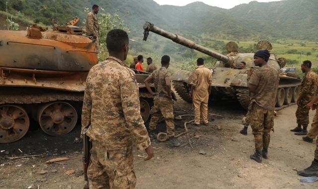 Ethiopia civil war: Thousands of troops assemble on highway to front line in bloody conflict - Vimarsana News