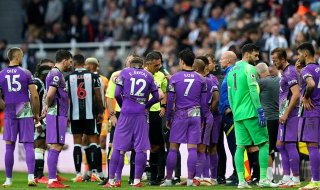 Newcastle v Tottenham Hotspur halted for 20 minutes after medical emergency in stands - Vimarsana News