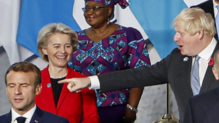 Boris Johnson and Emmanuel Macron at the G20 summit in Rome