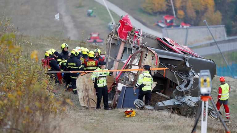 The cable car crashed to the ground on Sundat afternoon