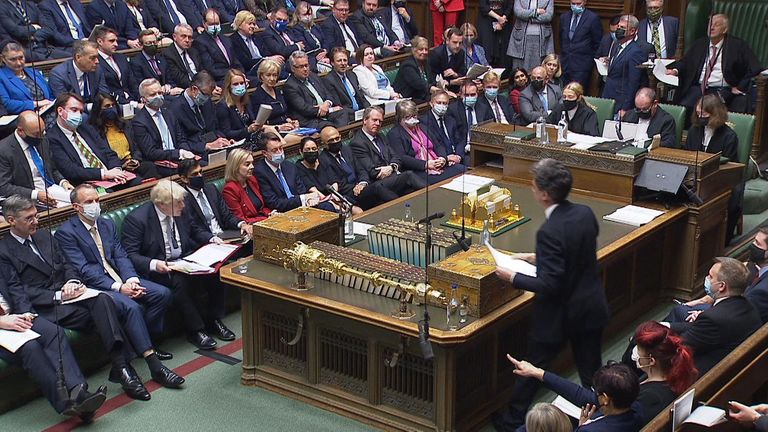 Conservative front Bench some wearing MAsks during PMQs 