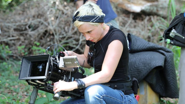 هالینا هاچینز فیلمبردار در جریان تیراندازی سر صحنه فیلم وسترن Rust کشته شد.  عکس: Swen Studios / رویترز
