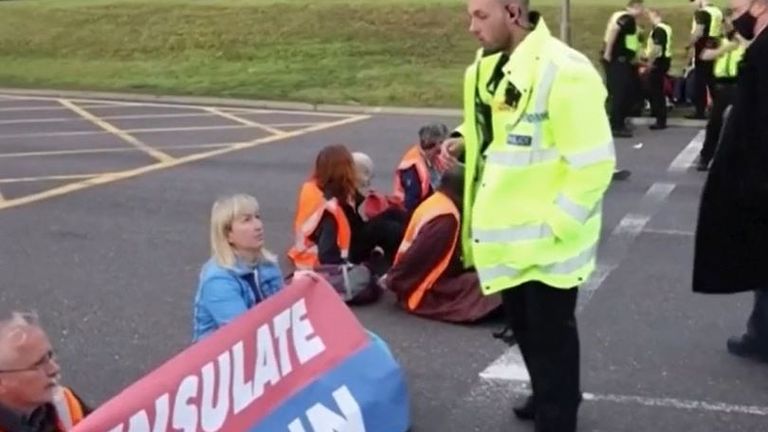 Insulate Britain protesters block M25 junction