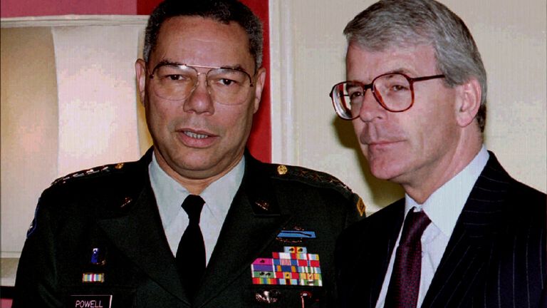 Prime Minister John Major (R) stands with General Colin Powell, chairman of the US Joint Chiefs of Staff, before talks at Major&#39;s 10 Downing Street office May 24. Powell is on a one-day visit to Britain
