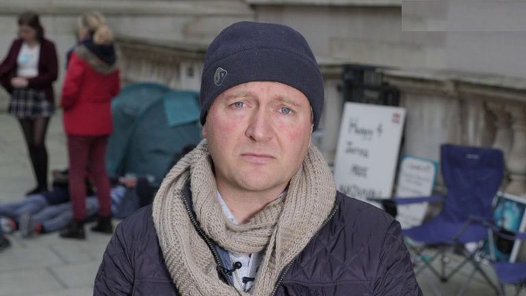 Richard Ratcliffe launches hunger strike