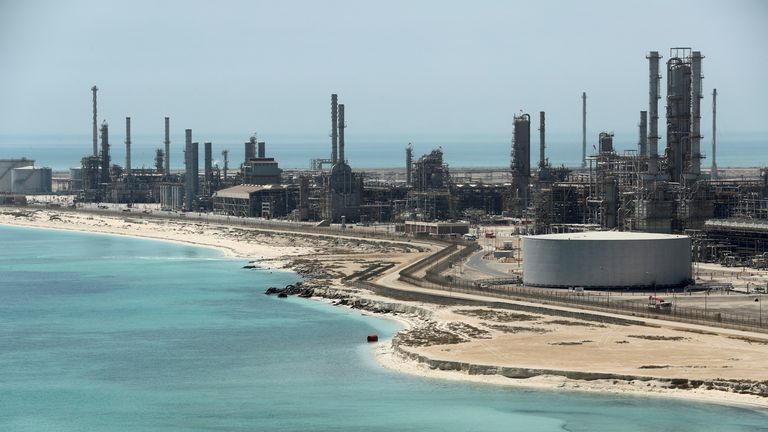 FILE PHOTO: General view of Saudi Aramco&#39;s Ras Tanura oil refinery and oil terminal in Saudi Arabia May 21, 2018. Picture taken May 21, 2018. To match Special Report CLIMATE-CHANGE/SCIENTISTS-DUARTE REUTERS/Ahmed Jadallah/File Photo