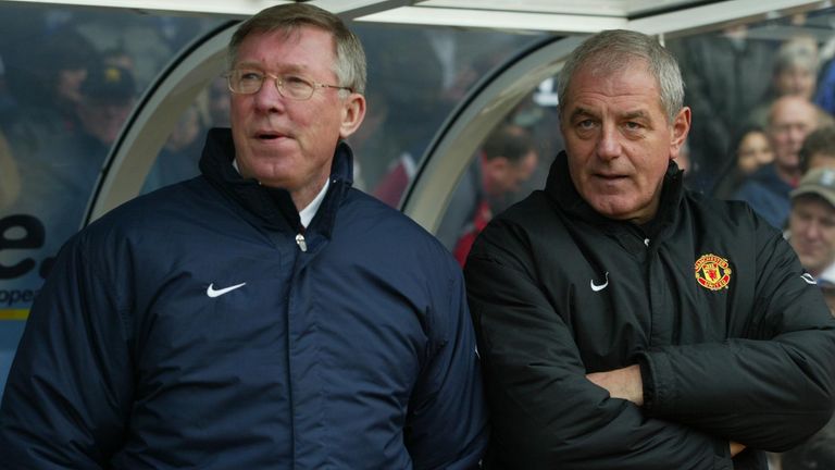 Manchester United manager Sir Alex Ferguson (left) with his assistant Walter Smith during the Barclaycard Premiership match against Birmingham City at St. Andrews, Birmingham.