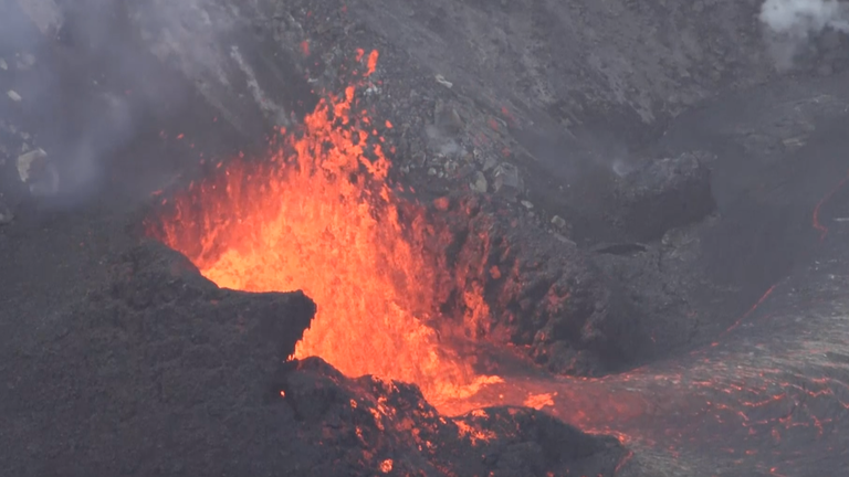 Hawaii volcano alert level lowered from ‘warning’