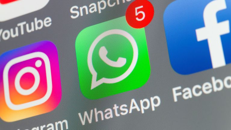 WhatsApp Cross-Chat With Messenger & Instagram Will Be Optional... For Now