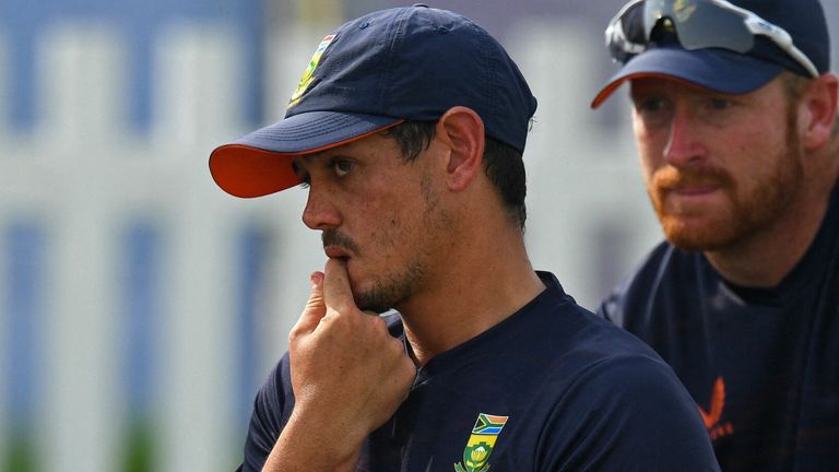 Quinton de Kock withdrew from the South Africa team before their World Cup match against West Indies