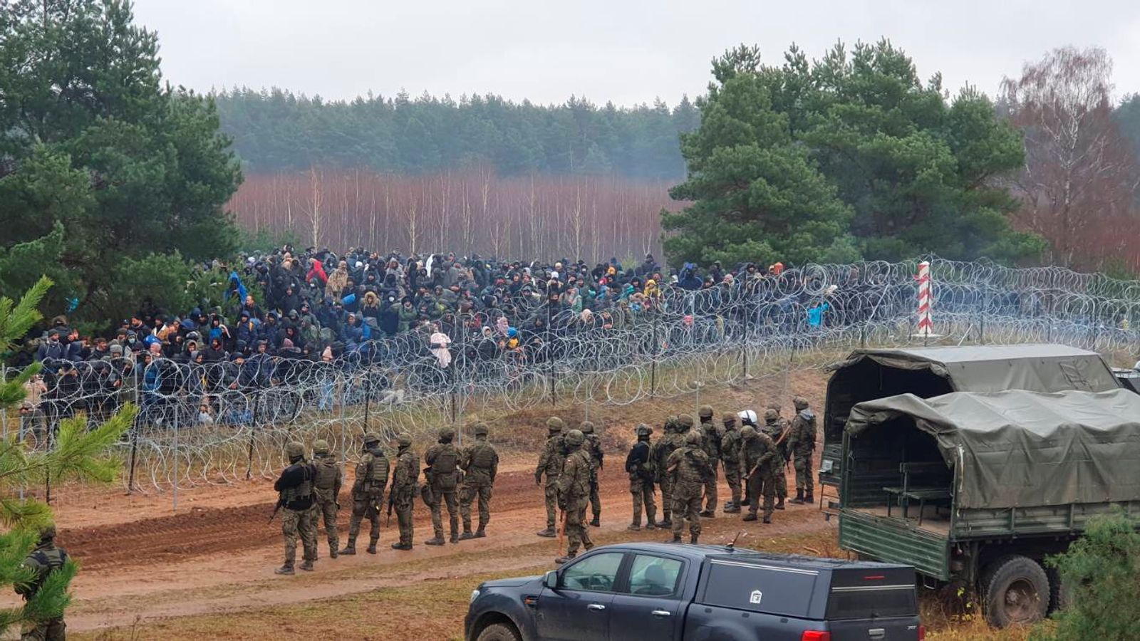 EU's Threats And Abuse Show The Border Crisis In Putin-backed Belarus ...