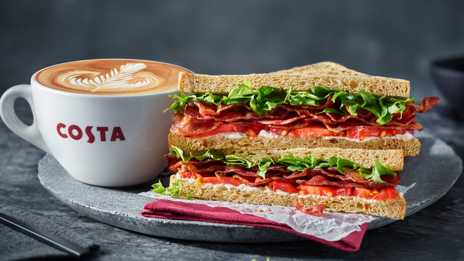 Costa Coffee akan menyajikan berbagai makanan M&S setelah mencapai ketersediaan dari krisis rantai pasokan |  Berita bisnis