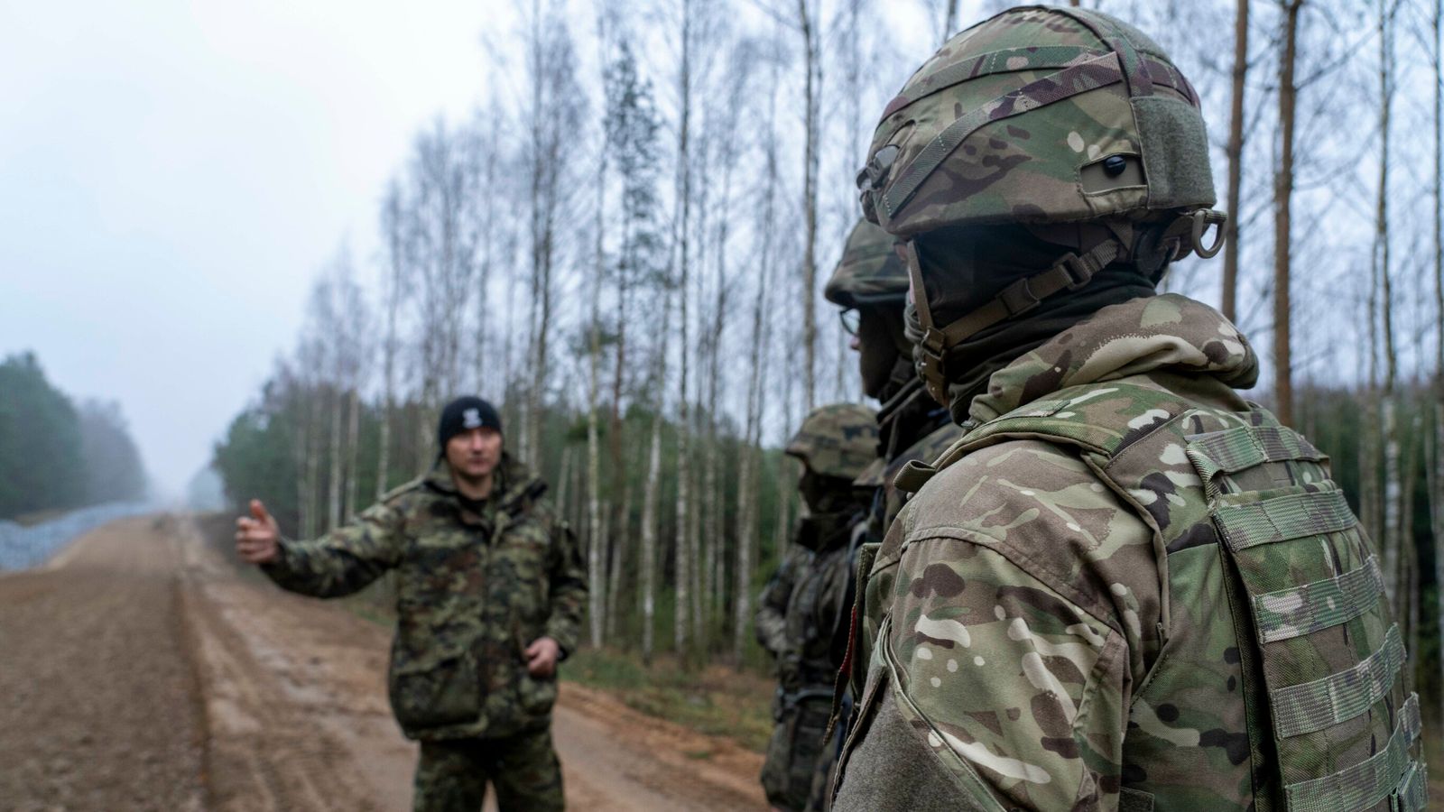 Belarus: Keamanan Eropa Timur dikhawatirkan berada di bawah ancaman – karena lebih banyak pasukan Inggris akan ditempatkan ke Polandia untuk membantu mengatasi krisis migran di perbatasan |  Berita Dunia