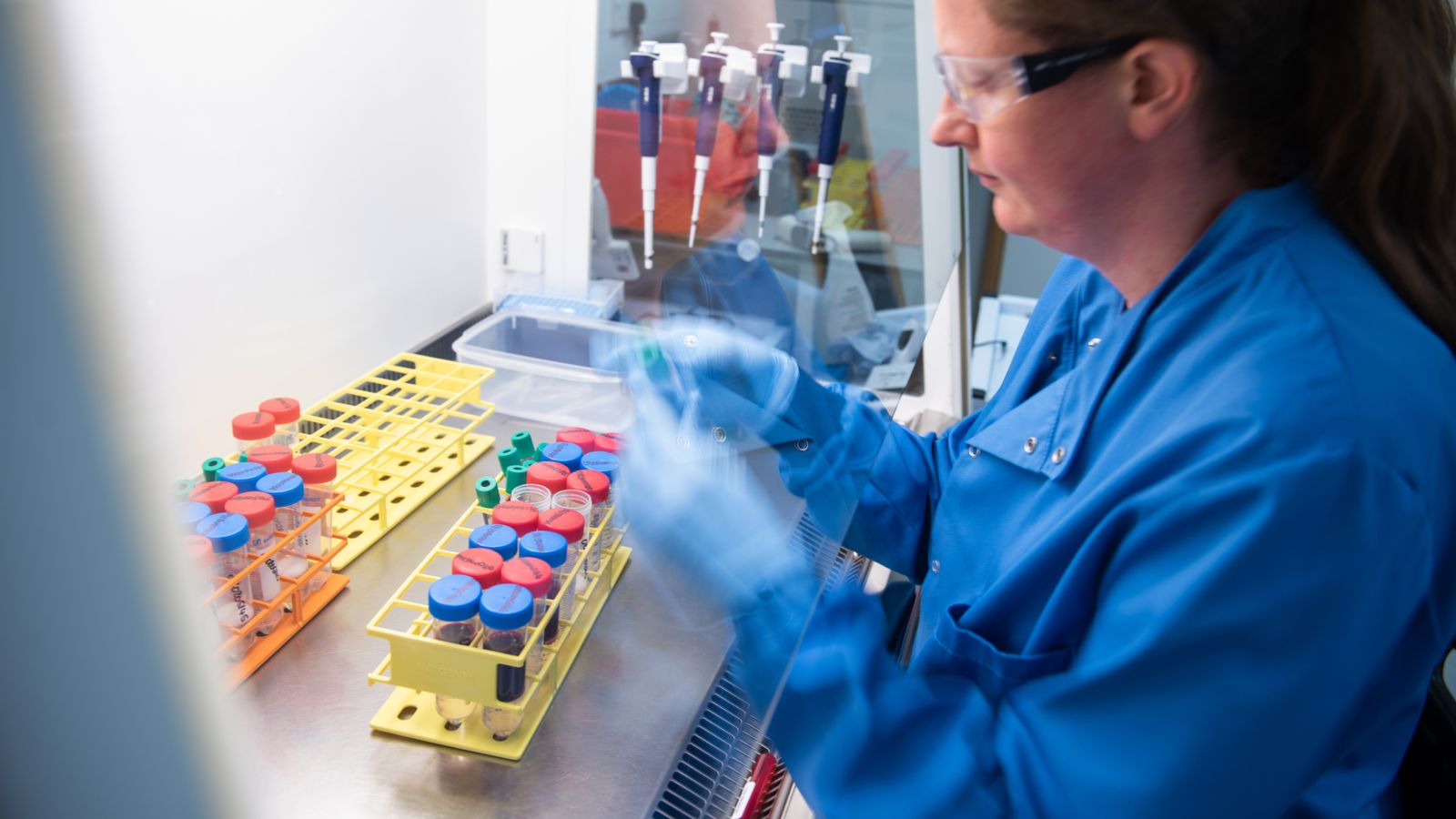 Clinical trials start for new Ebola vaccine developed by the University