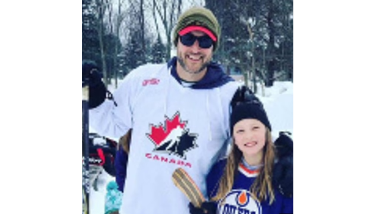 Michigan Dad 'saved daughter's life' by hugging her during plane crash