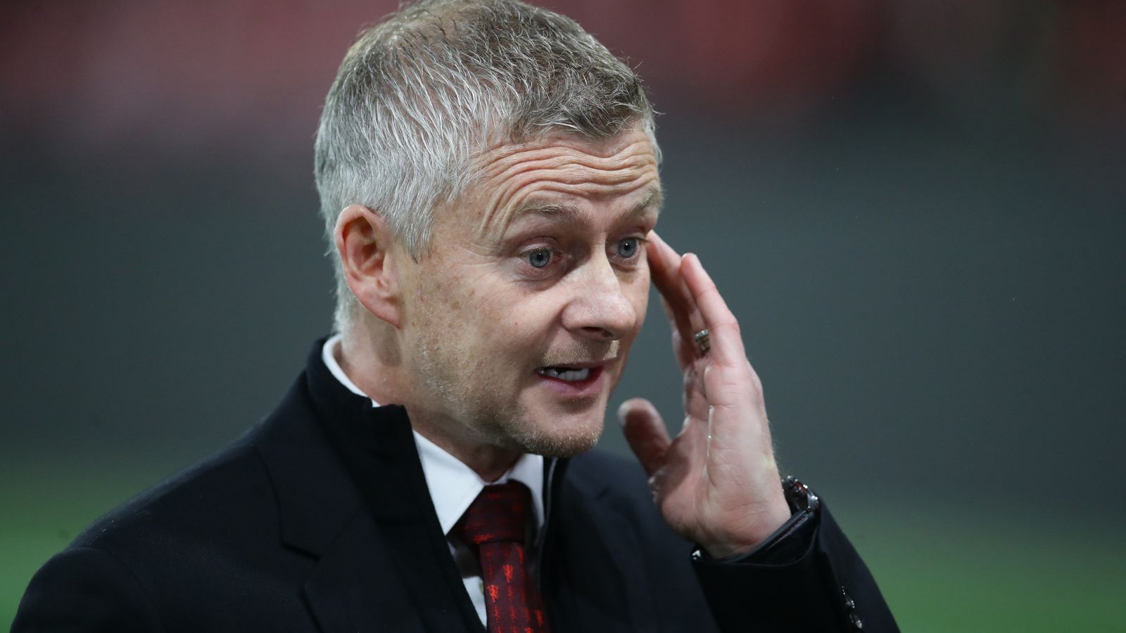 Ole Gunnar Solskjaer: Masa depan manajer Manchester United belum diputuskan setelah rapat dewan darurat |  Berita Inggris