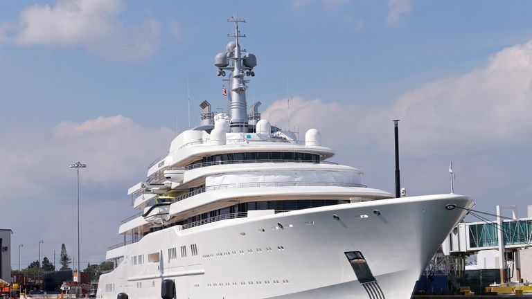 The Eclipse superyacht, owned by Russian businessman Roman Abramovich, is seen at the Port of Palm Beach in Riviera Beach, Florida, U.S. November 24, 2017. REUTERS/Joe Skipper