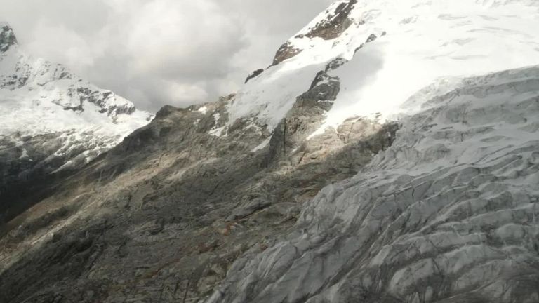 Peru&#39;s economy at risk as glaciers melt 