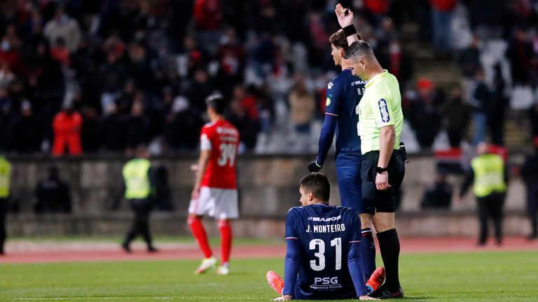Soccer Football - Primeira Liga - Belenenses v Benfica - Estadio Nacional, Oeiras, Portugal - November 27, 2021 Referee Manuel Mota before he called the match off early after Belenenses started with 9 players due to a COVID-19 outbreak in the club REUTERS/Pedro Nunes
