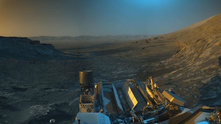 View from Curiosity rover on Mars. Pic: NASA/JPL-Caltech