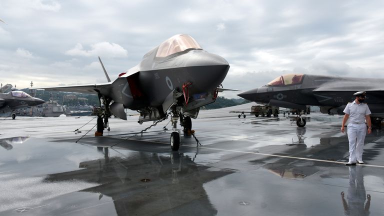 British Royal Air Force&#39;s F35B stealth fighters are decked on the HMS Queen Elizabeth aircraft carrier at  the U.S. Naval Base in Yokosuka, Kanagawa Prefecture on Sept. 6, 2021. The British flattop made a historical port call on Japan in decades and Japan, UK and US aim to strengthen tripatite relaionships.  ( The Yomiuri Shimbun via AP Images )
PIC:AP