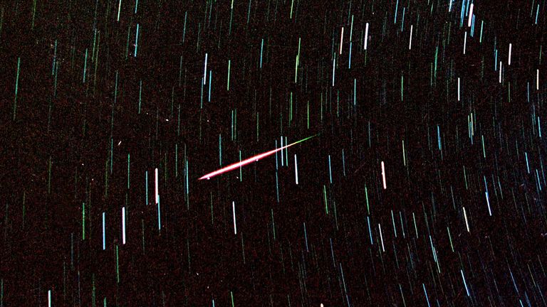 Leonid Meteor Shower To Light Up Skies This Week Here S When And Where S Best To See It Uk