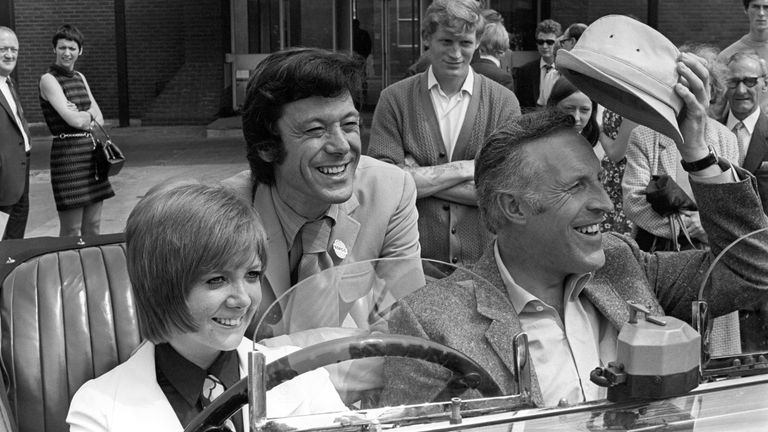 File photo dated 15/6/1969 of singer Cilla Black with comedian Bruce Forsyth and choreographer Lionel Blair, centre, during rehearsals at Yorkshire Television studios in Leeds for Forsyth&#39;s show. Showbiz veteran Blair has died aged 92, his agent has told the PA news agency. Issue date: Thursday November 4, 2021.


