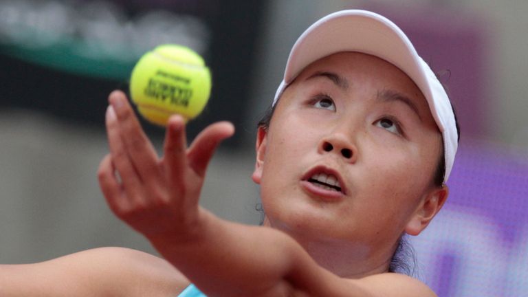 La WTA tient tête à la Chine dans le cas du joueur de tennis disparu Peng Shuai, photographié